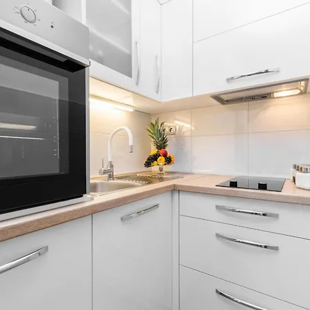 Lägenhet Fancy Dream - Comfort One Bedroom With Balcony And Sea View 1