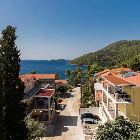Fancy Dream - Comfort One Bedroom With Balcony And Sea View 1 *