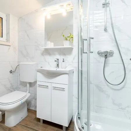 Fancy Dream - Comfort One Bedroom With Balcony And Sea View 1 *