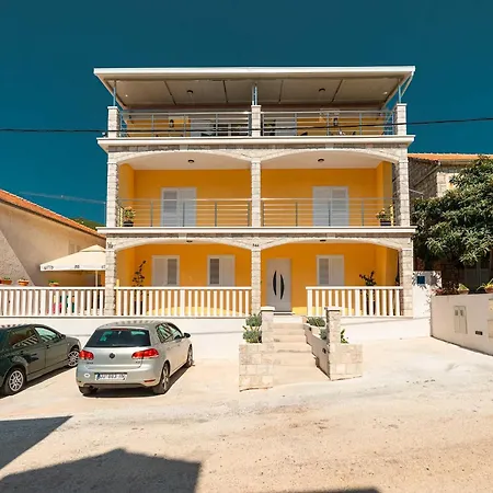 Fancy Dream - Comfort One Bedroom With Balcony And Sea View 1 *