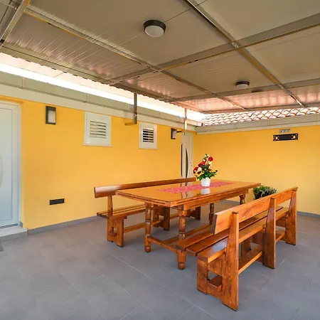 Fancy Dream - Comfort One Bedroom With Balcony And Sea View 1 Brna